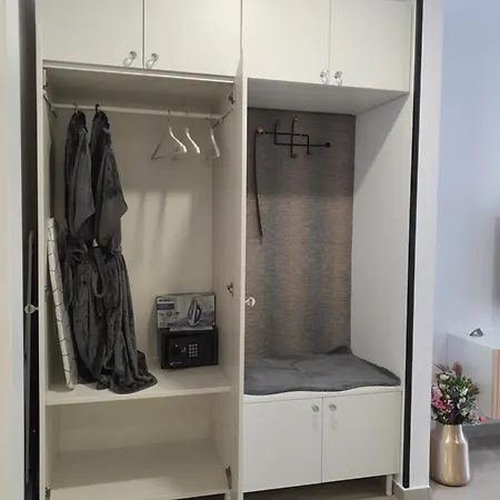 Premium Hils Brauner Apartament