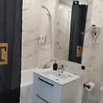 Premium Hils Brauner בוקרשט