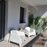 Premium Hils Brauner Apartment *