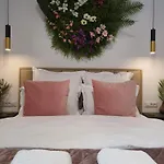 Premium Hils Brauner Apartment Bucharest