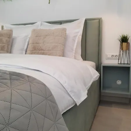 Premium Hils Brauner Апартаменты