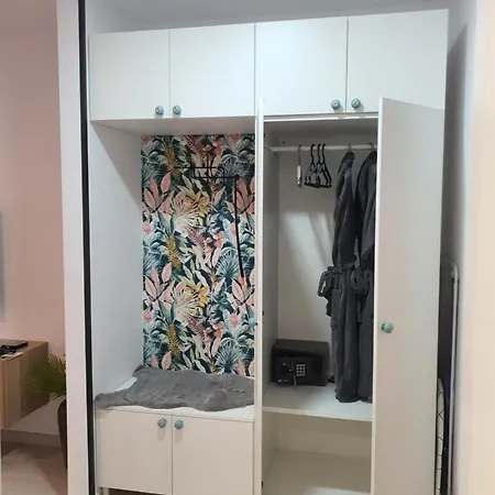 Premium Hils Brauner Бухарест