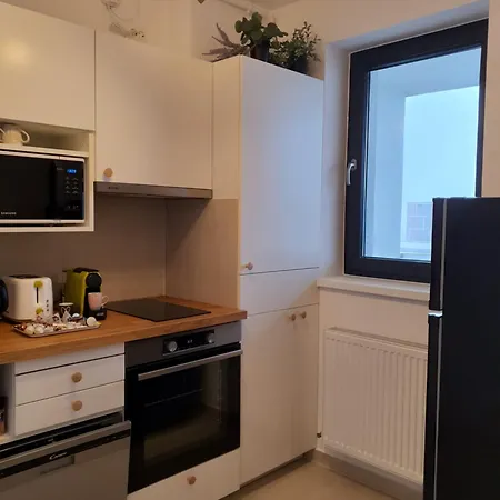 Premium Hils Brauner Бухарест